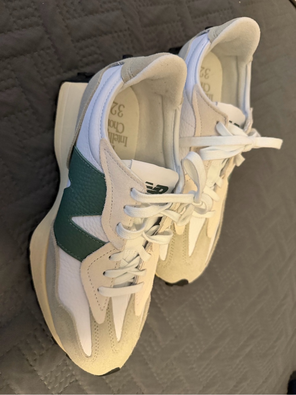 New Balance White, Beige & Green 327 Sneakers - Picture 2 of 6